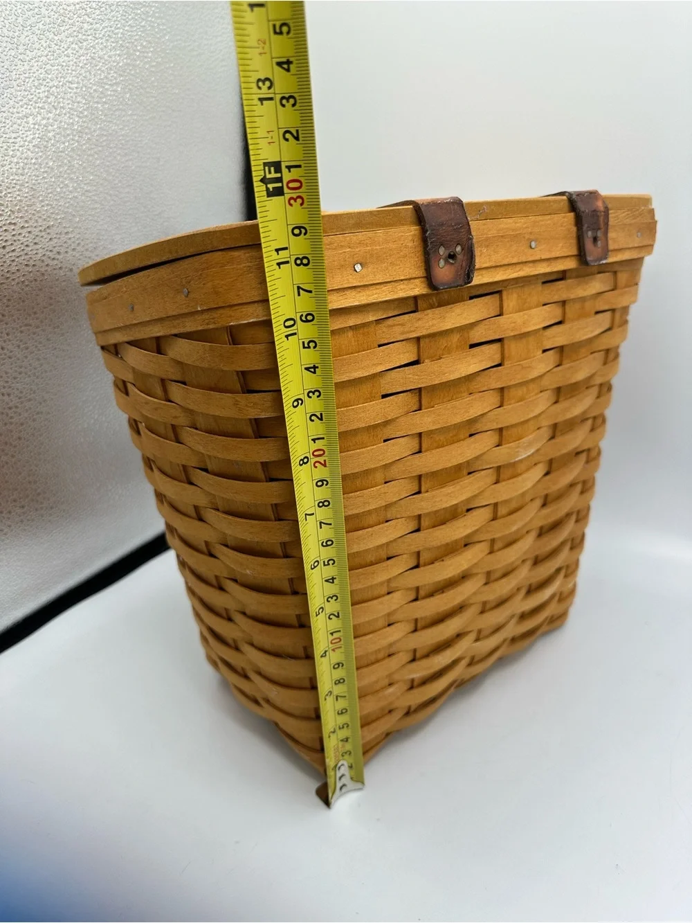 Longaberger 1996 Mail Basket with Attached Lid and Plastic Insert Farmhouse
